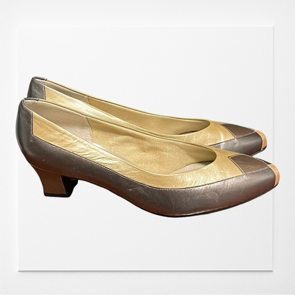 Elby Comfort Flex Vintage 80s Metallic leather kitten heel slip-on dress shoes
